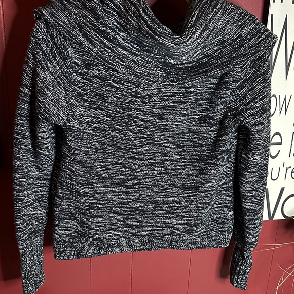 American Eagle Outfitters Cowl Neck Sweater Jacket - Picture 3 of 3